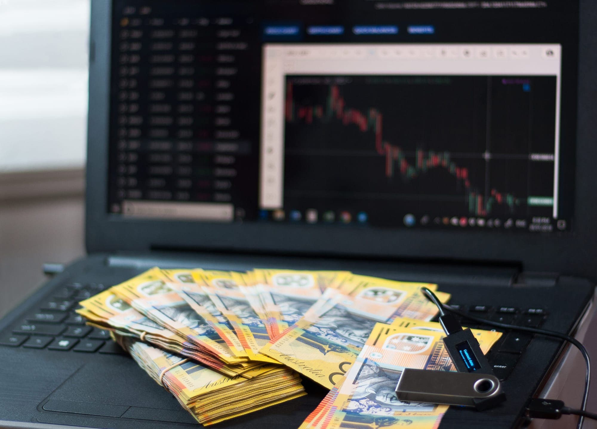 Divided opinions on AUD rate outlook amid inflation concerns and rebounding housing market create uncertainty for Australia's central bank represented in a picture.