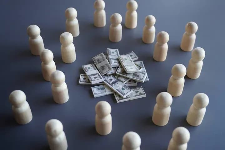 Crowdfunding Success: A Smart Solution for Student Loan Relief