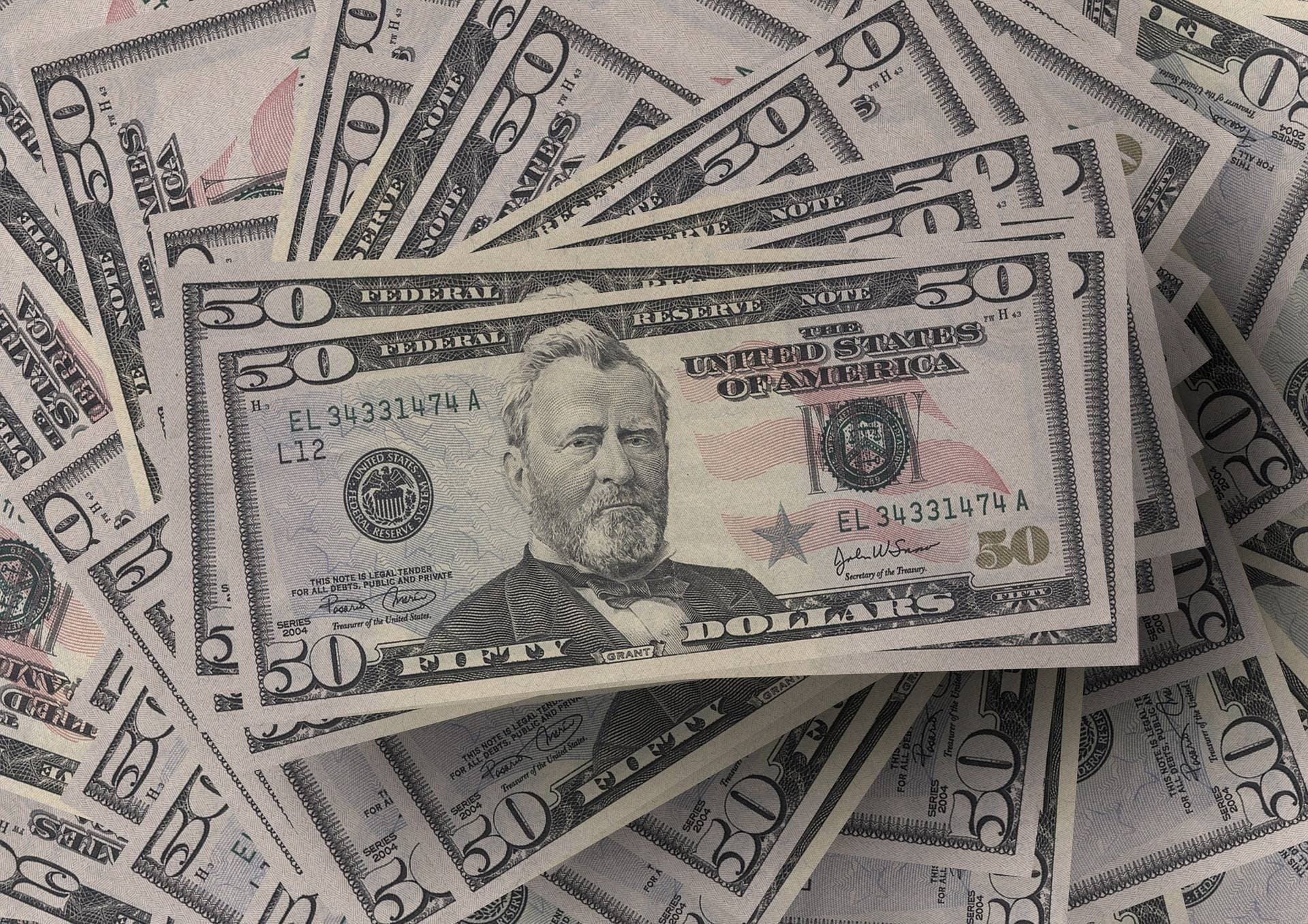 EUR/USD represented in an image.