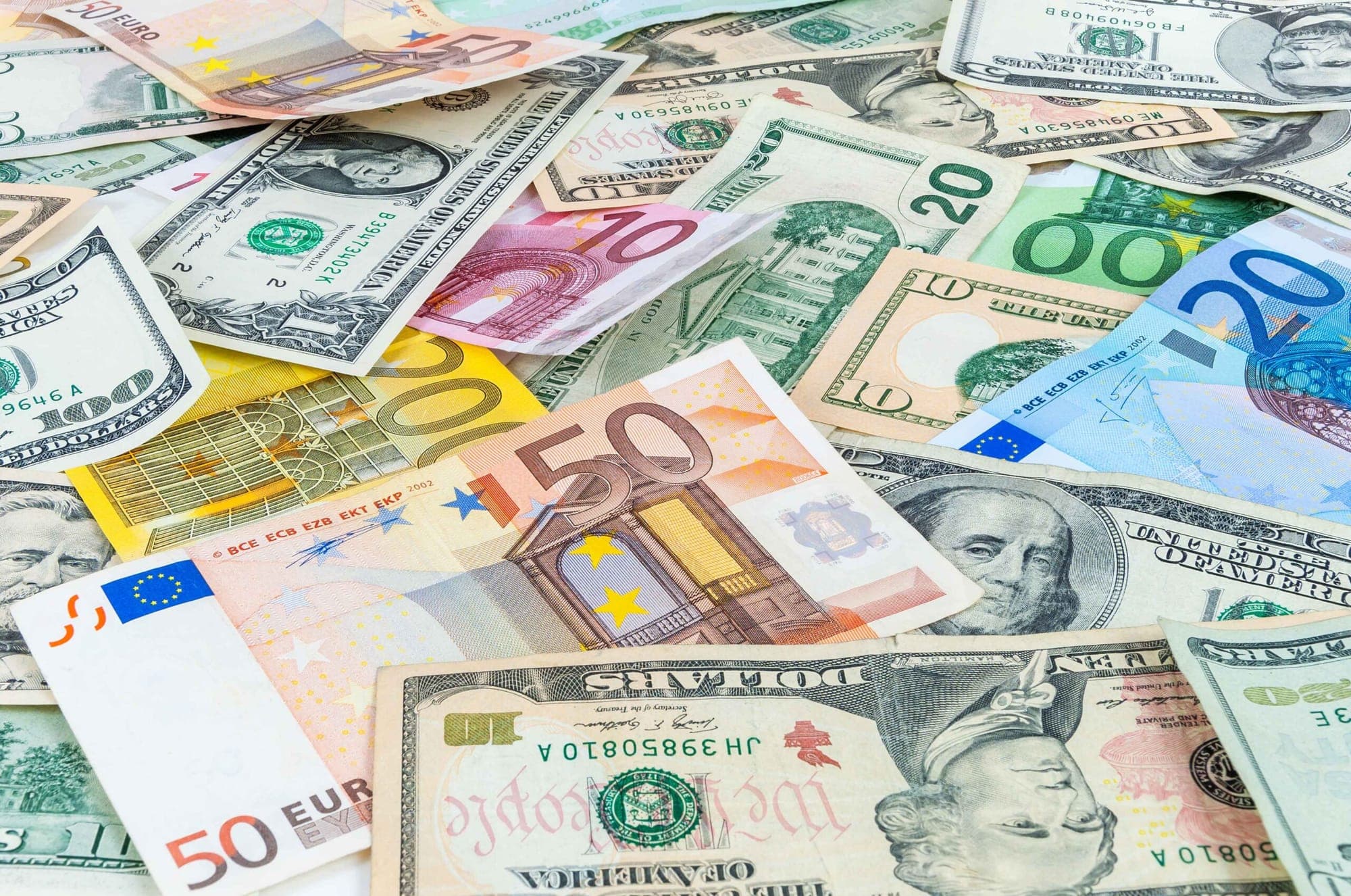 EUR/USD Exchange Rate represented in an image.