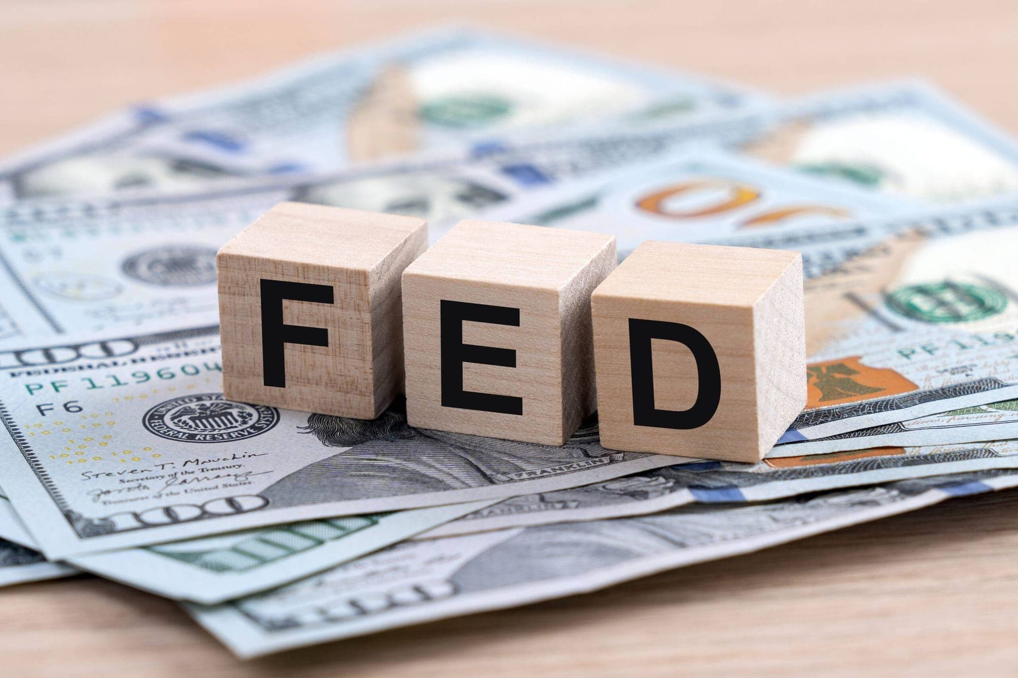 Fed represented in an image.