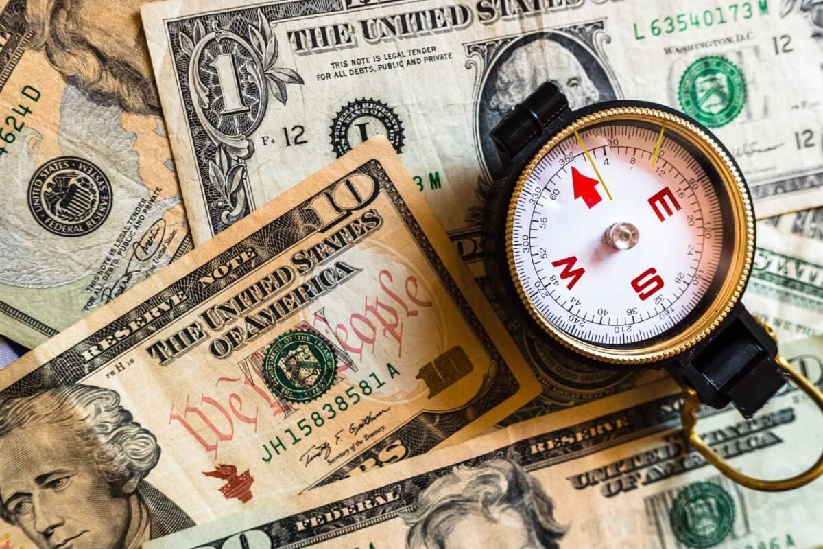 End the Fed represented in an image.