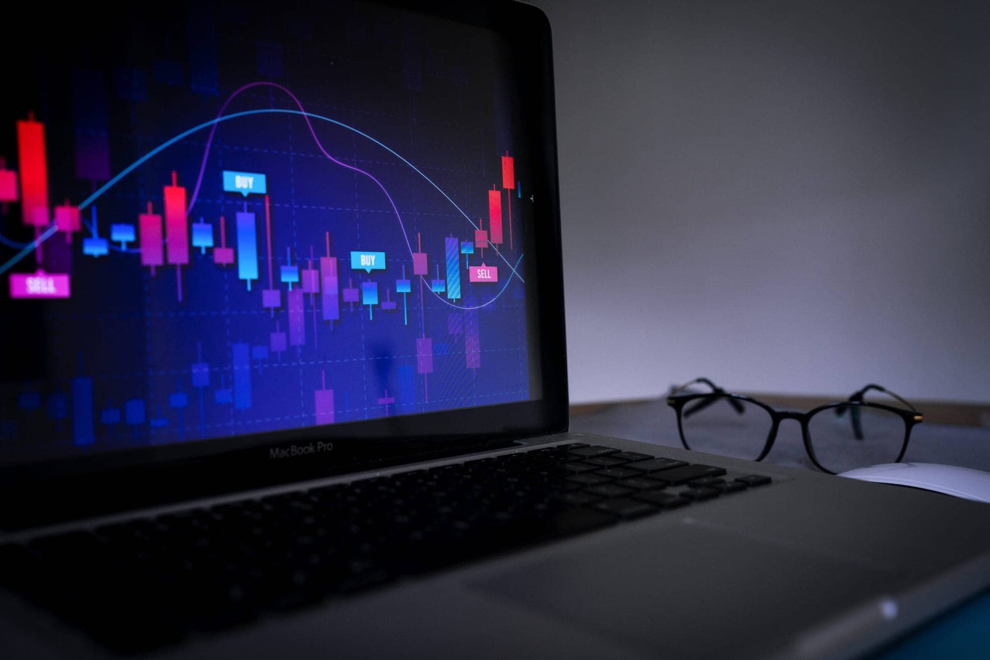 Master Forex trading signals represented in an image.