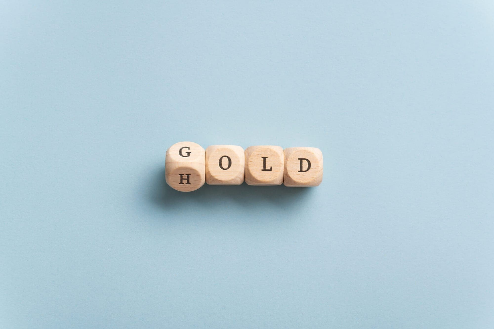 Gold price stabilizes represented in a picture.