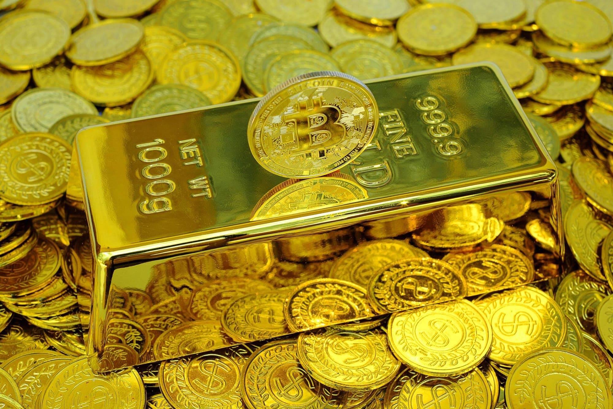 Bitcoin vs Gold 2025: Best Store of Value?