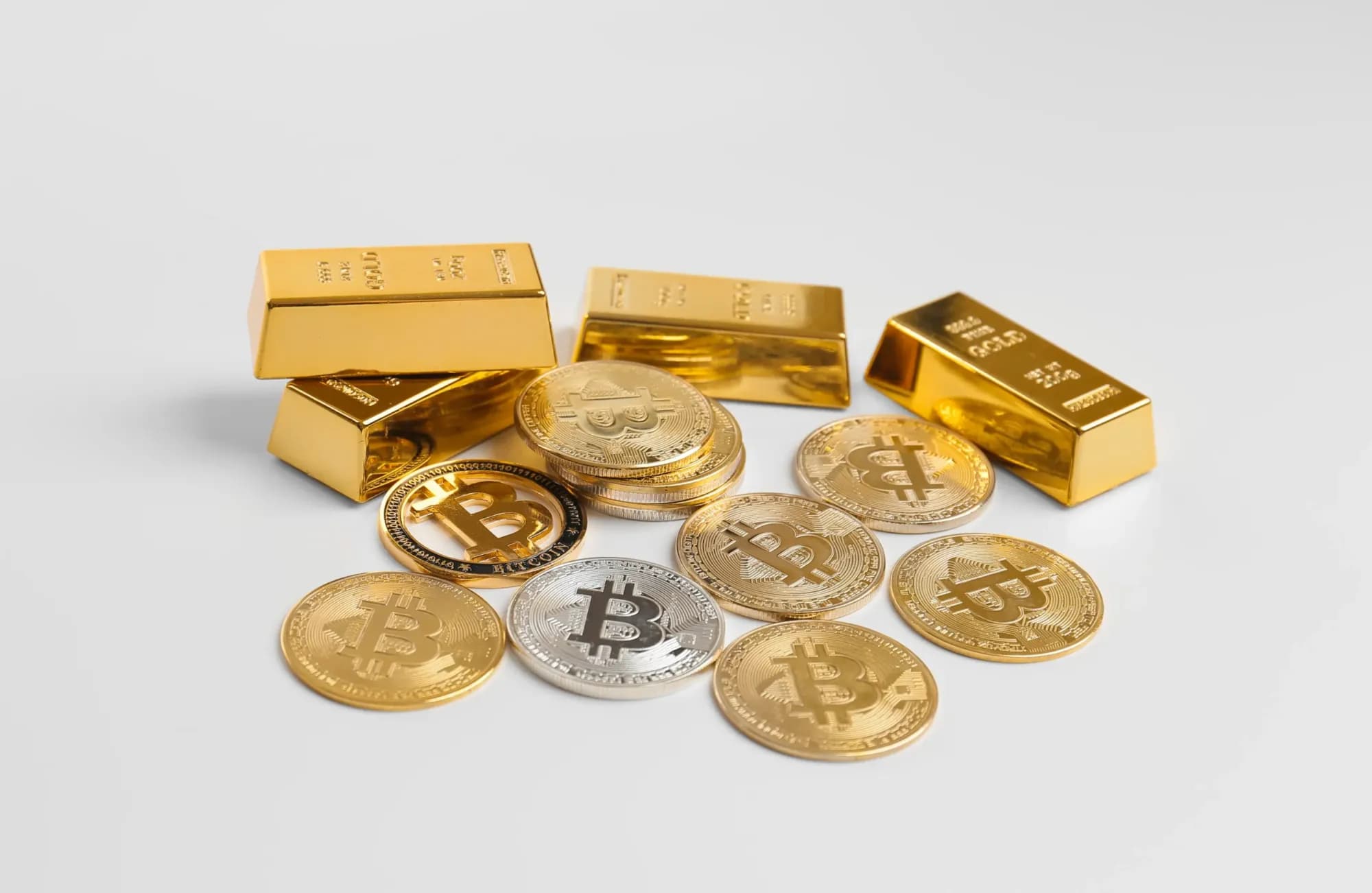 Bitcoin vs Gold: Which Is the Better Safe Haven?