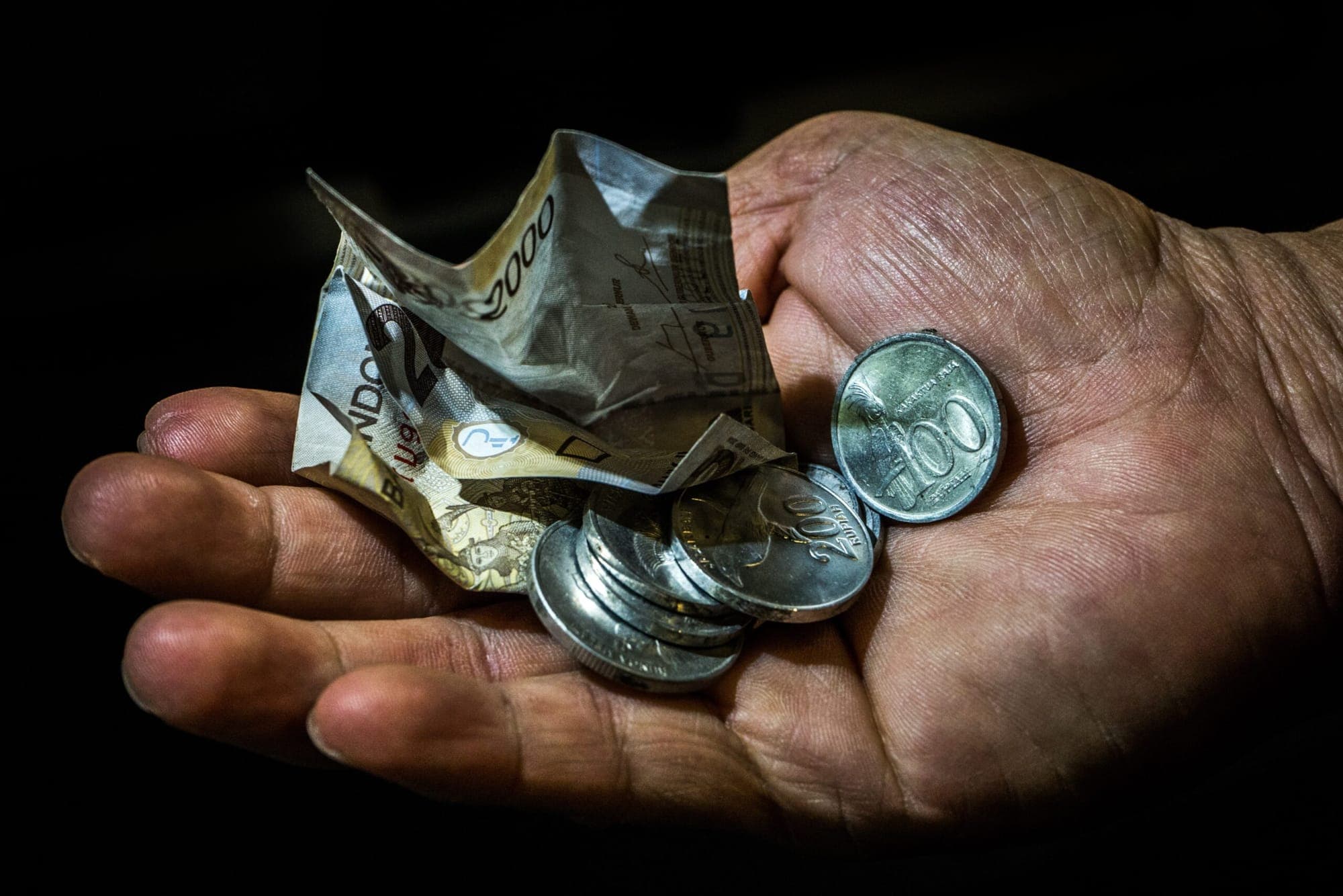 Power of Stocks: How It Shapes Lives with Triumphs and Risks