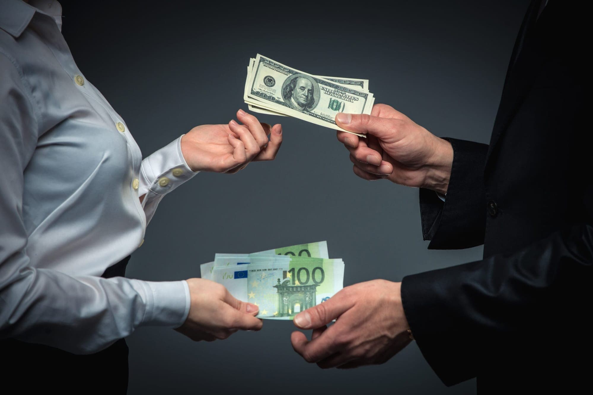 Currency Pair Manipulation: How to Spot If the Market Is Rigged?