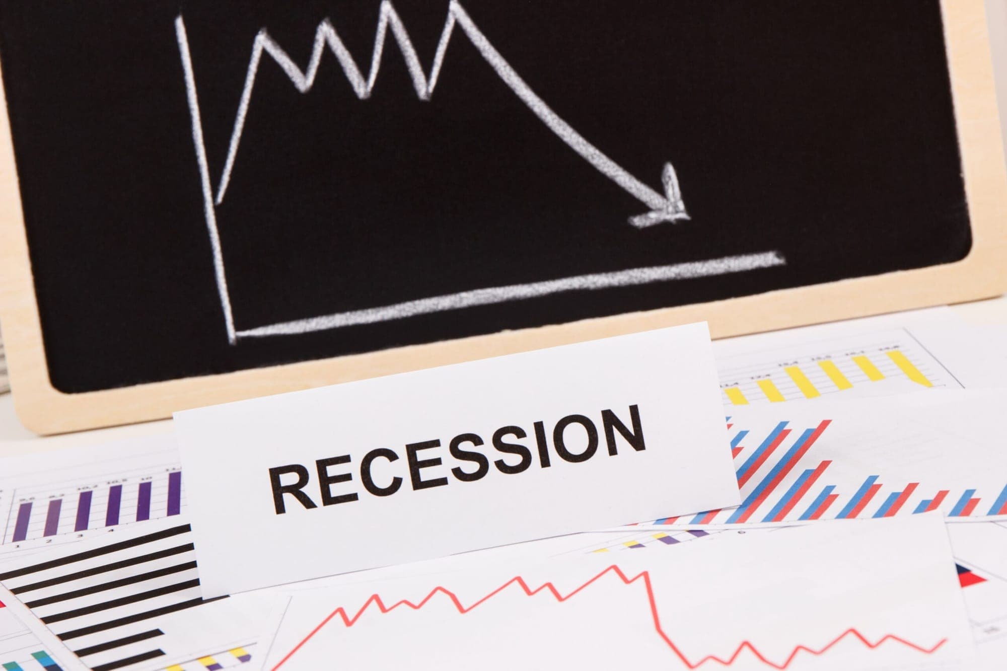 Recession Alert: The U.S. Economy Faces a Tough Road Ahead