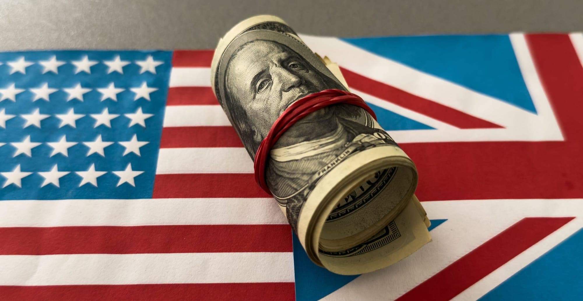 Why Is the Dollar Still Strong Despite U.S. Budget Deficits?