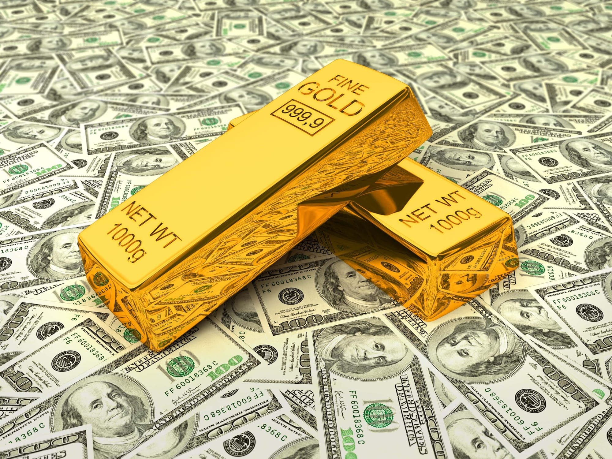 Gold as an Inflation Hedge or Bonds: What’s Better in 2025?