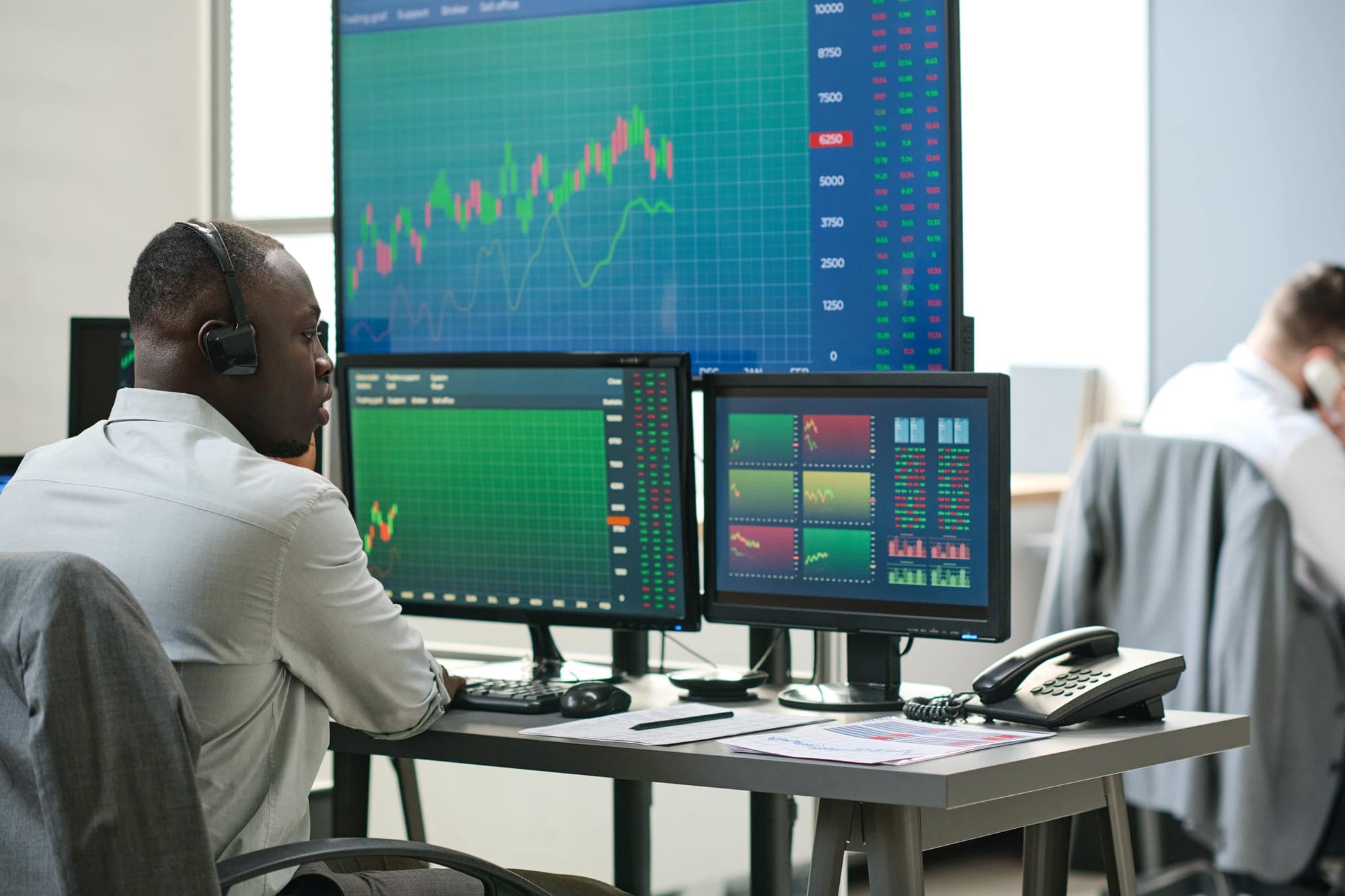 Backtesting Trading Strategies: What Works and What Fails