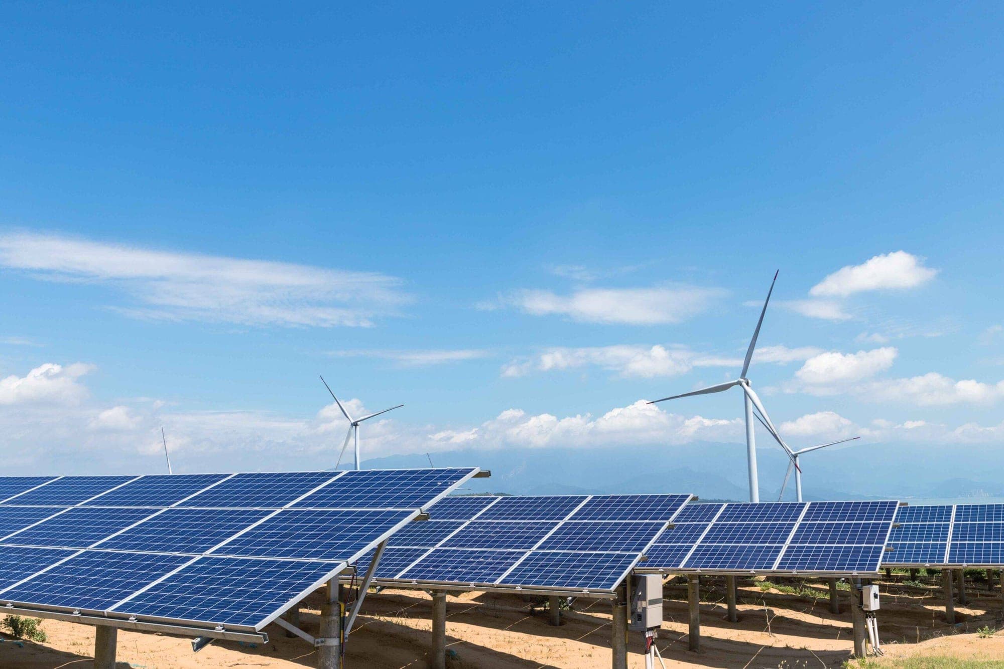 Impact of Renewable Energy on Forex represented in an image.