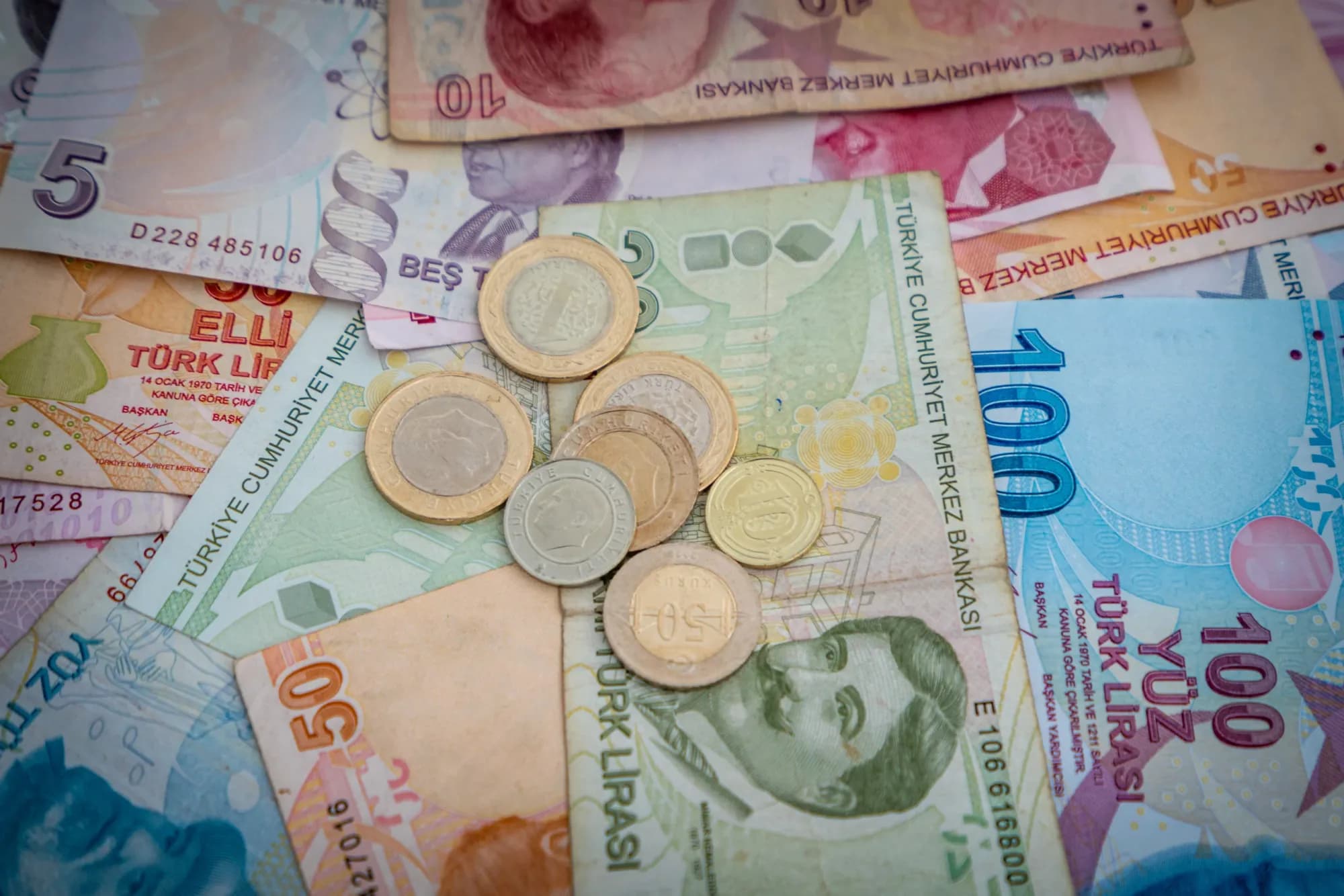 Emerging Market Currencies 2025: Which Will Be Strong and Why?
