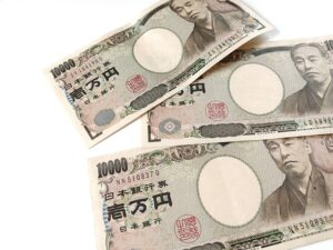 USD/JPY hits multi-month low, bears eye 200-day SMA at 134.00s