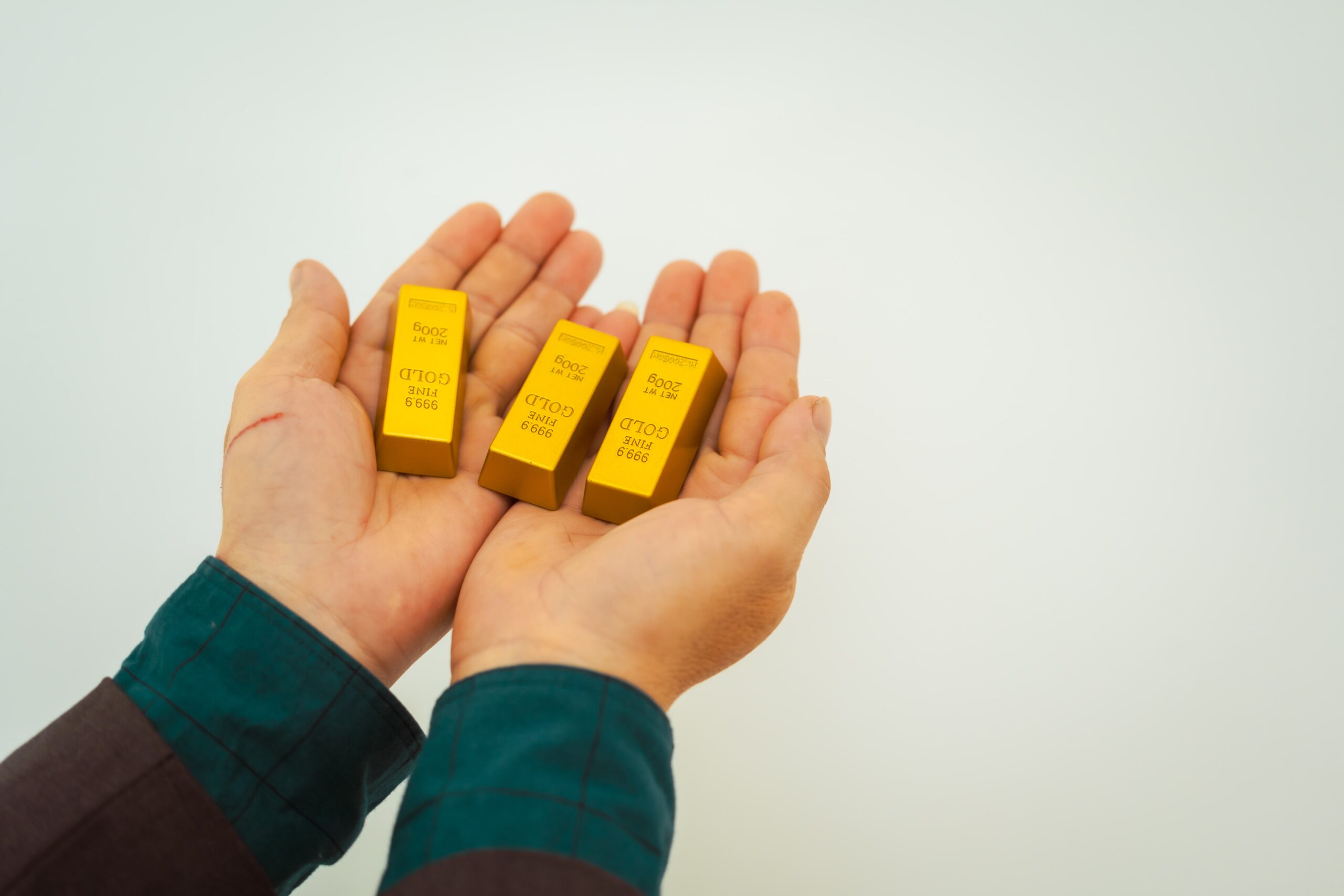 XAU/USD Meaning And Why Gold Is Traded Like a Currency? - Edge-Forex